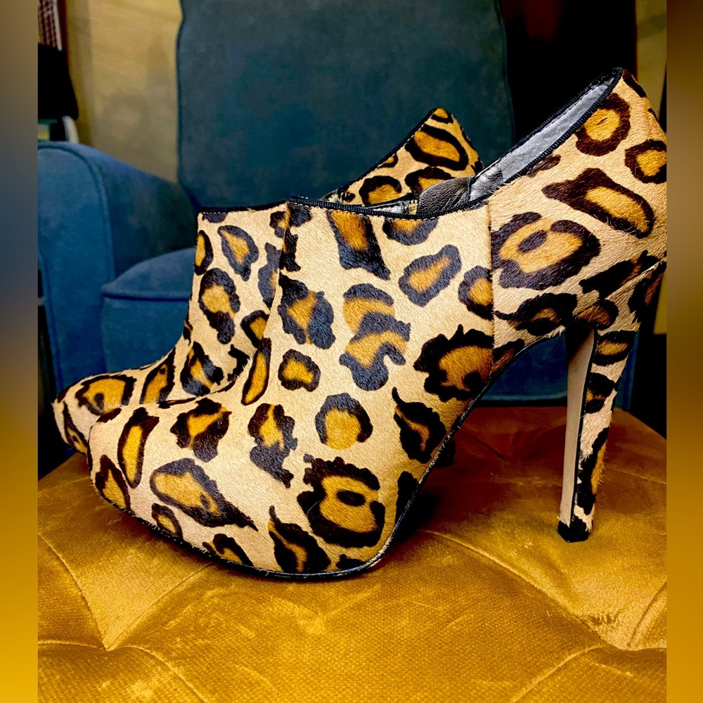Sam Edelman cheetah print high heel ankle booties